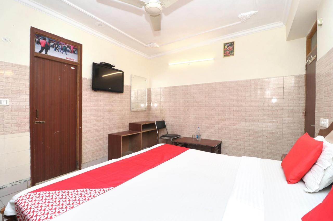 Oyo 38170 Hotel Grand Plaza Chandīgarh 外观 照片